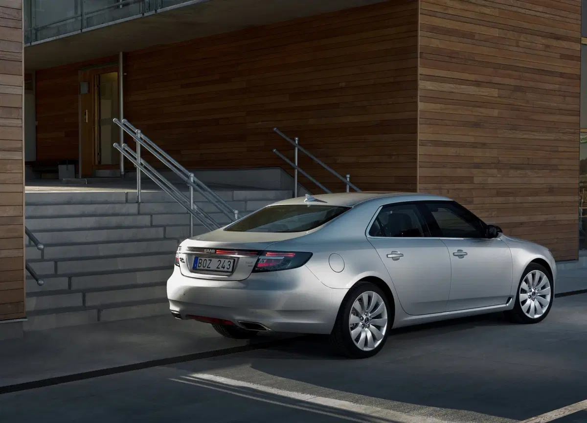Saab 9-5 (2010-12) (5)