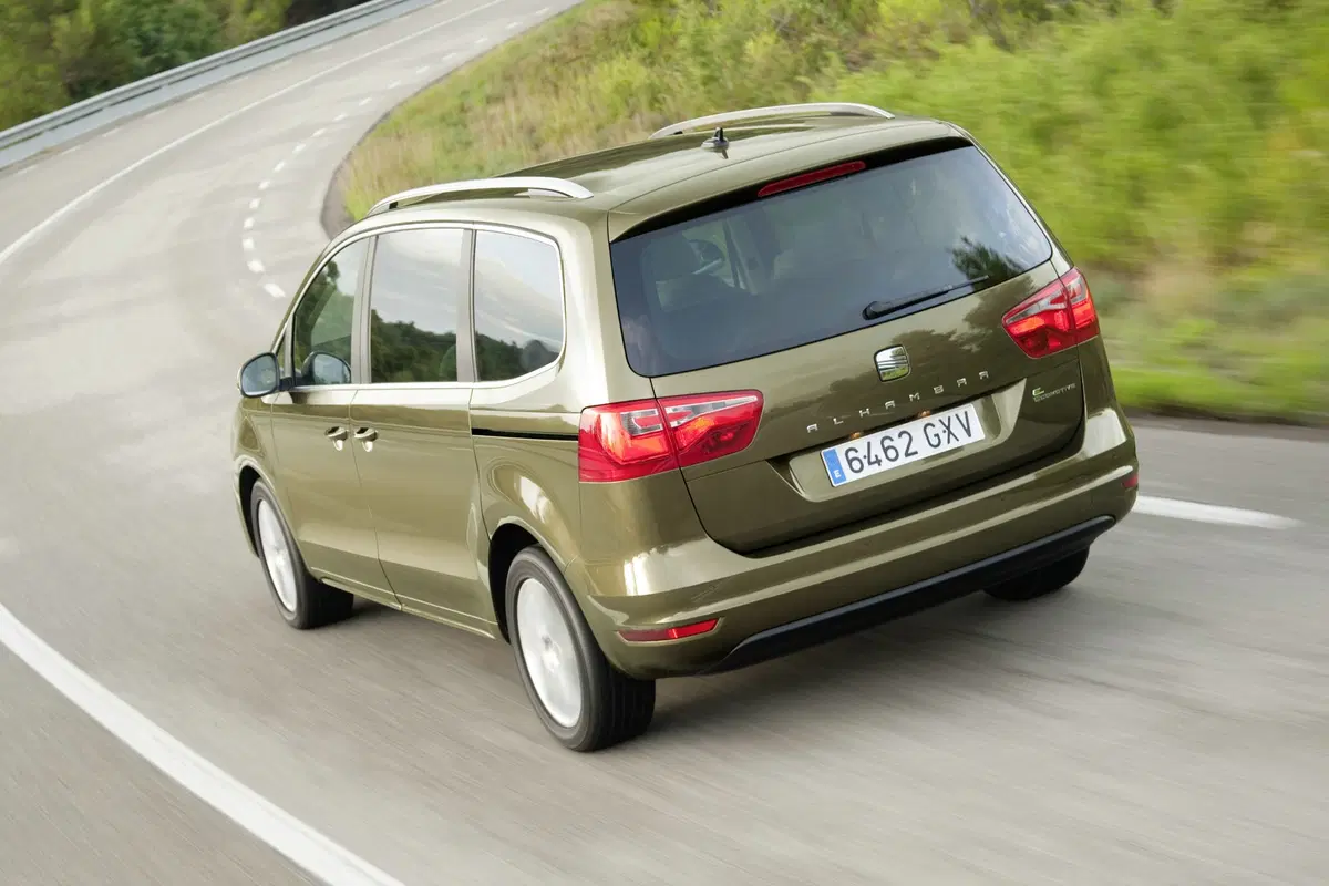 SEAT Alhambra 2.0 TDI 150 CV CR Style (2)