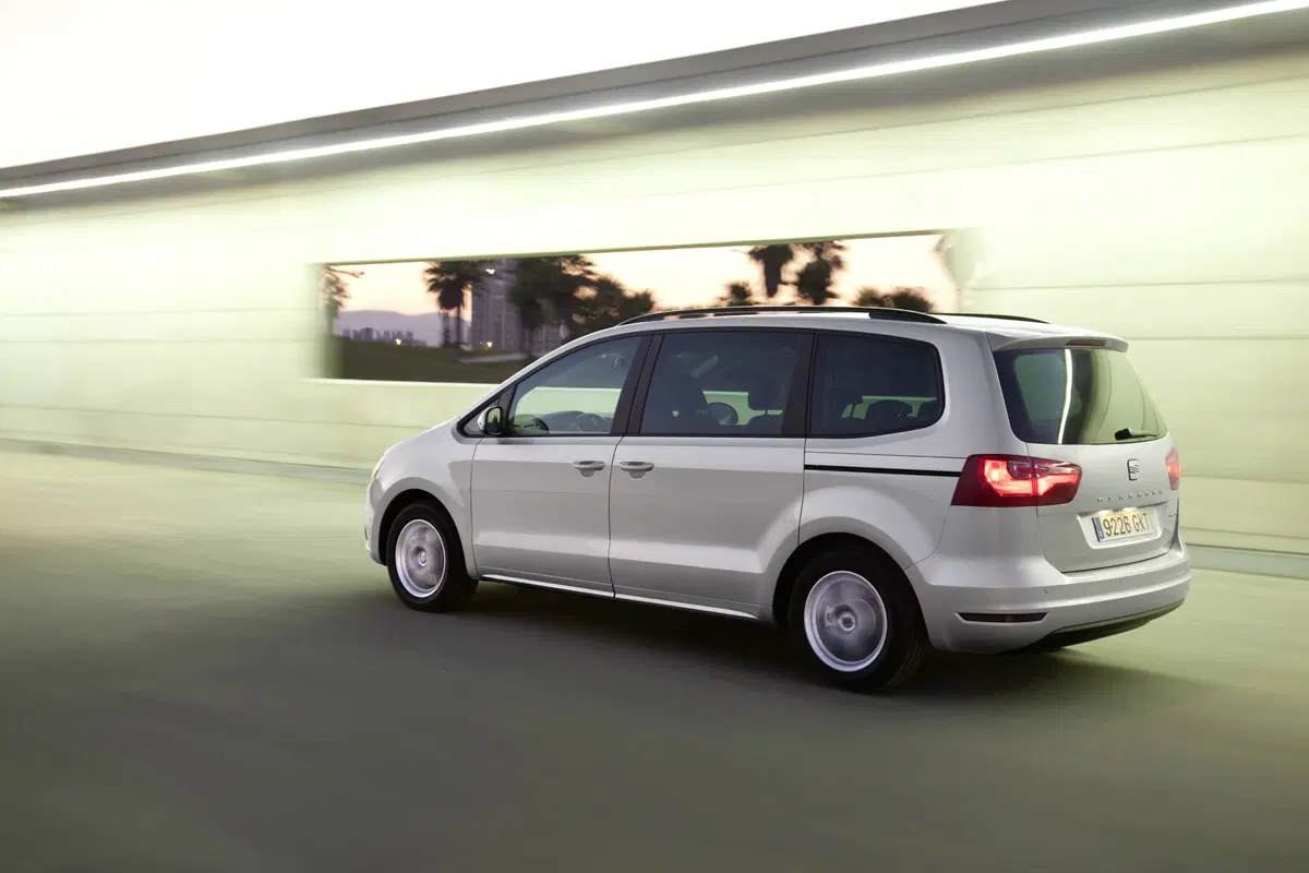 SEAT Alhambra 2.0 TDI 150 CV CR Style (6)