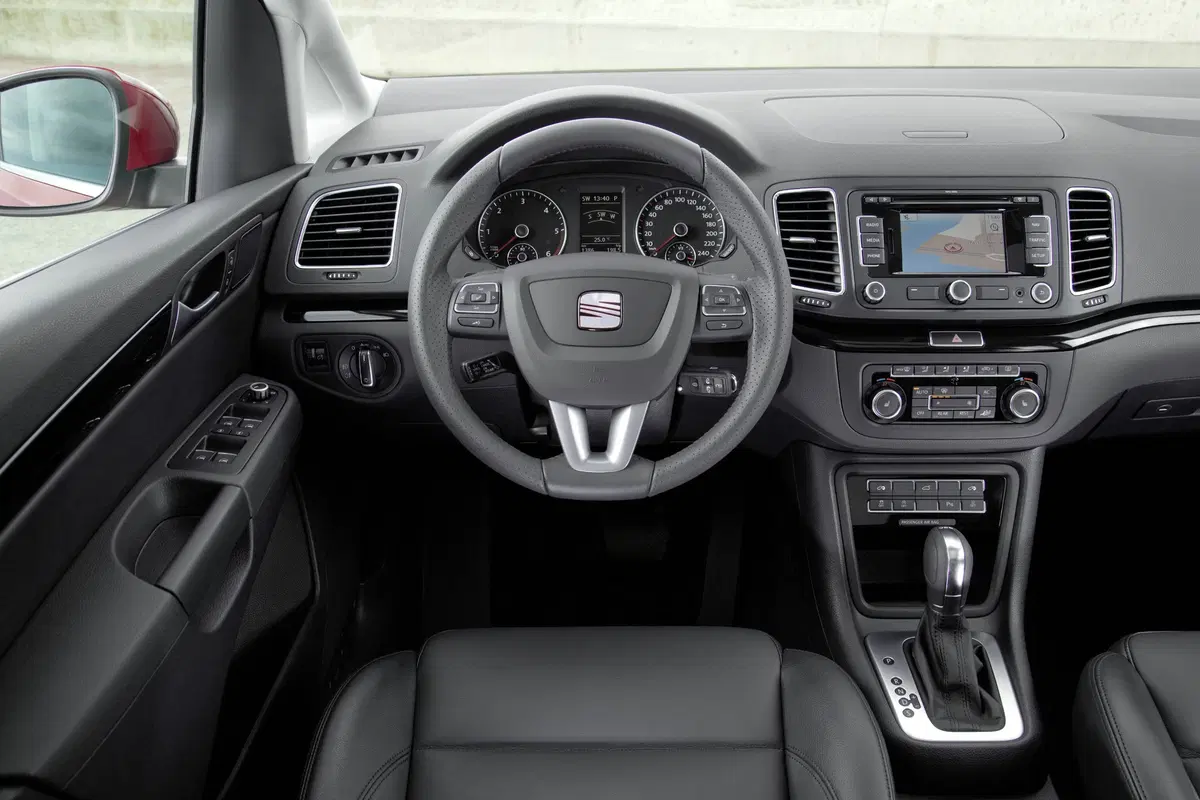 SEAT Alhambra 2.0 TDI 150 CV CR Style (9)