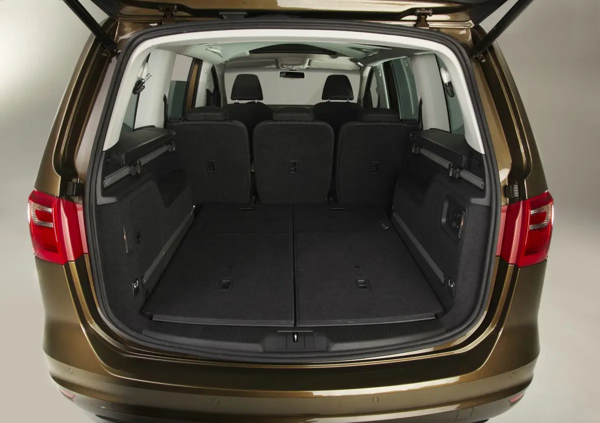 SEAT Alhambra 2.0 TDI 150 CV CR Style (12)