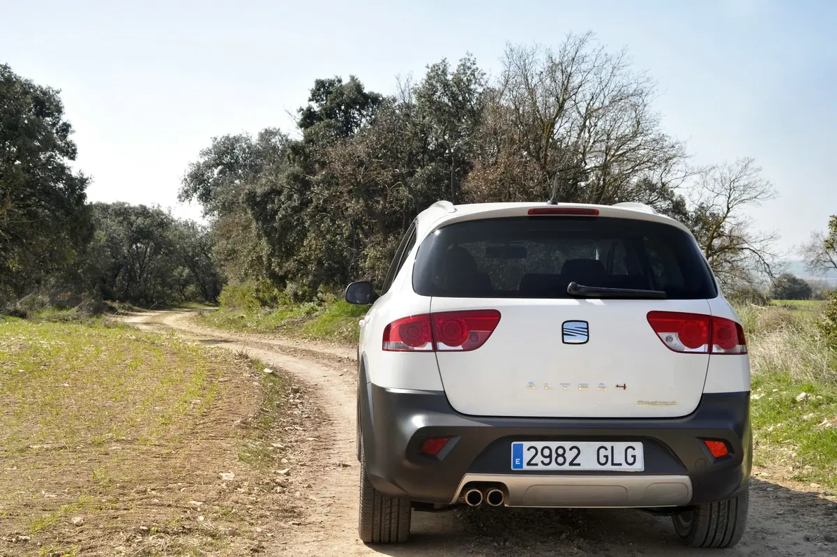 SEAT Altea Freetrack 2.0 TDI DPF (6)