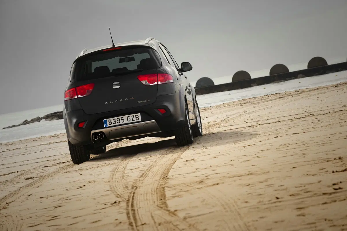SEAT Altea Freetrack 2.0 TDI DPF (9)