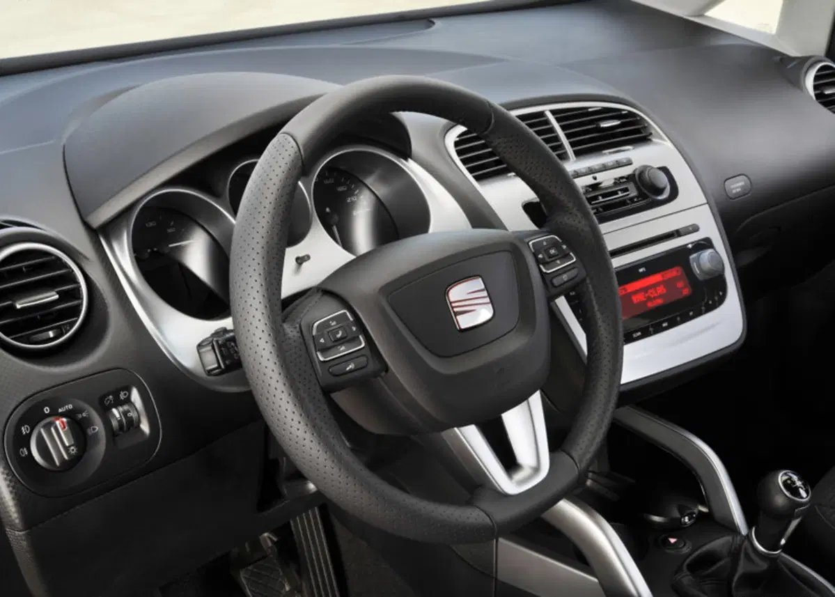 SEAT Altea XL 1.6 TDI CR DPF Reference (15)