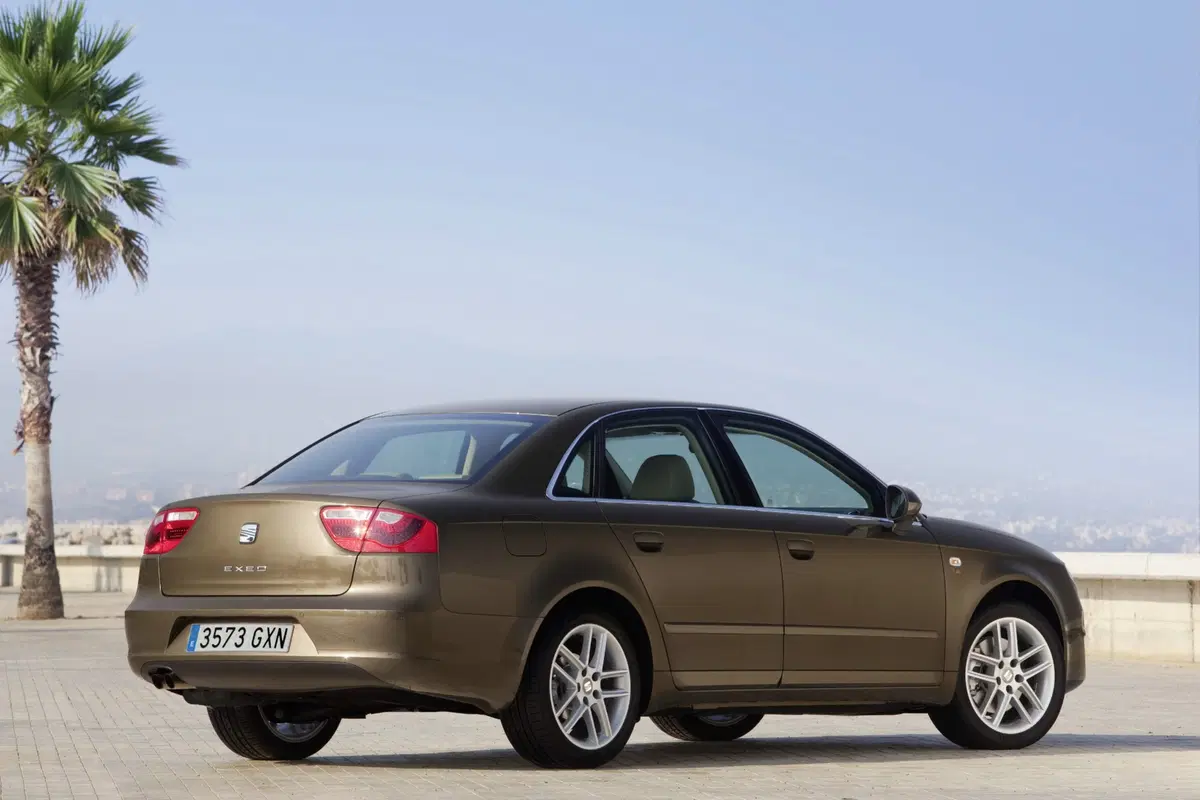 SEAT Exeo (2009-13) (4)