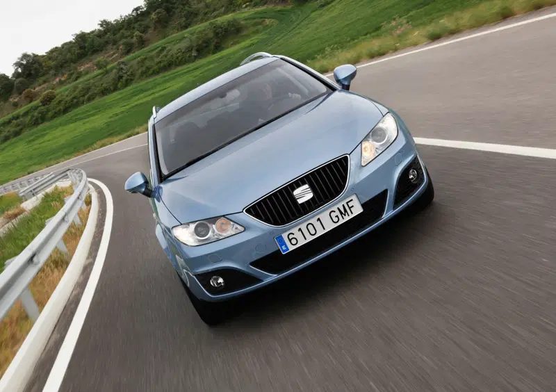 SEAT Exeo ST (2009-13) (8)