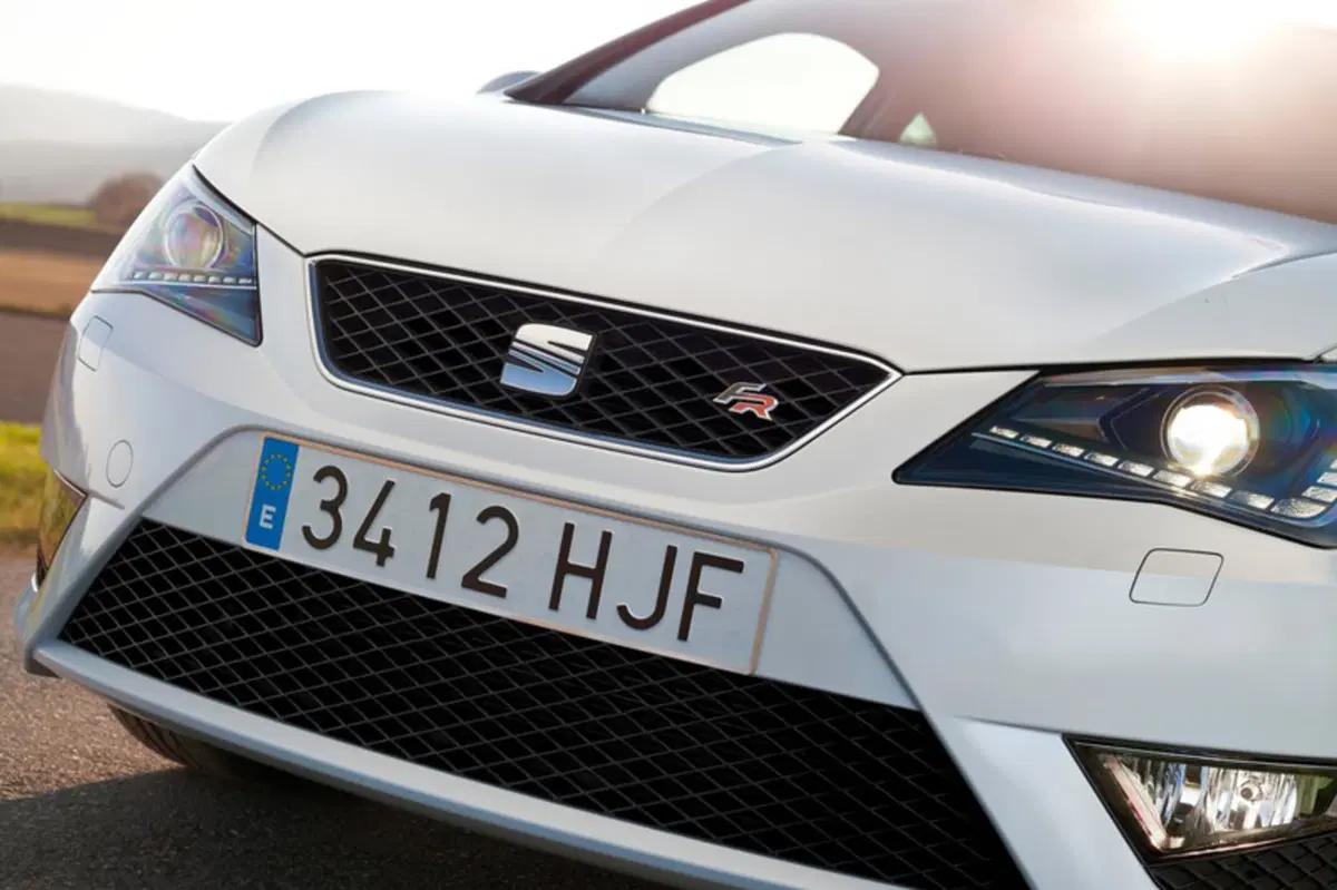 SEAT Ibiza SC 1.6 TDI 105 CV CR 3 porte FR (16)