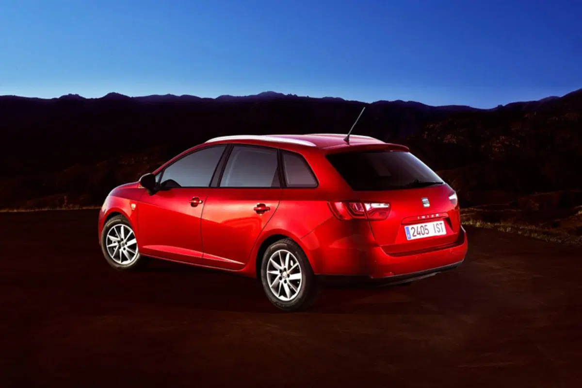 SEAT Ibiza ST (2010-17) (7)