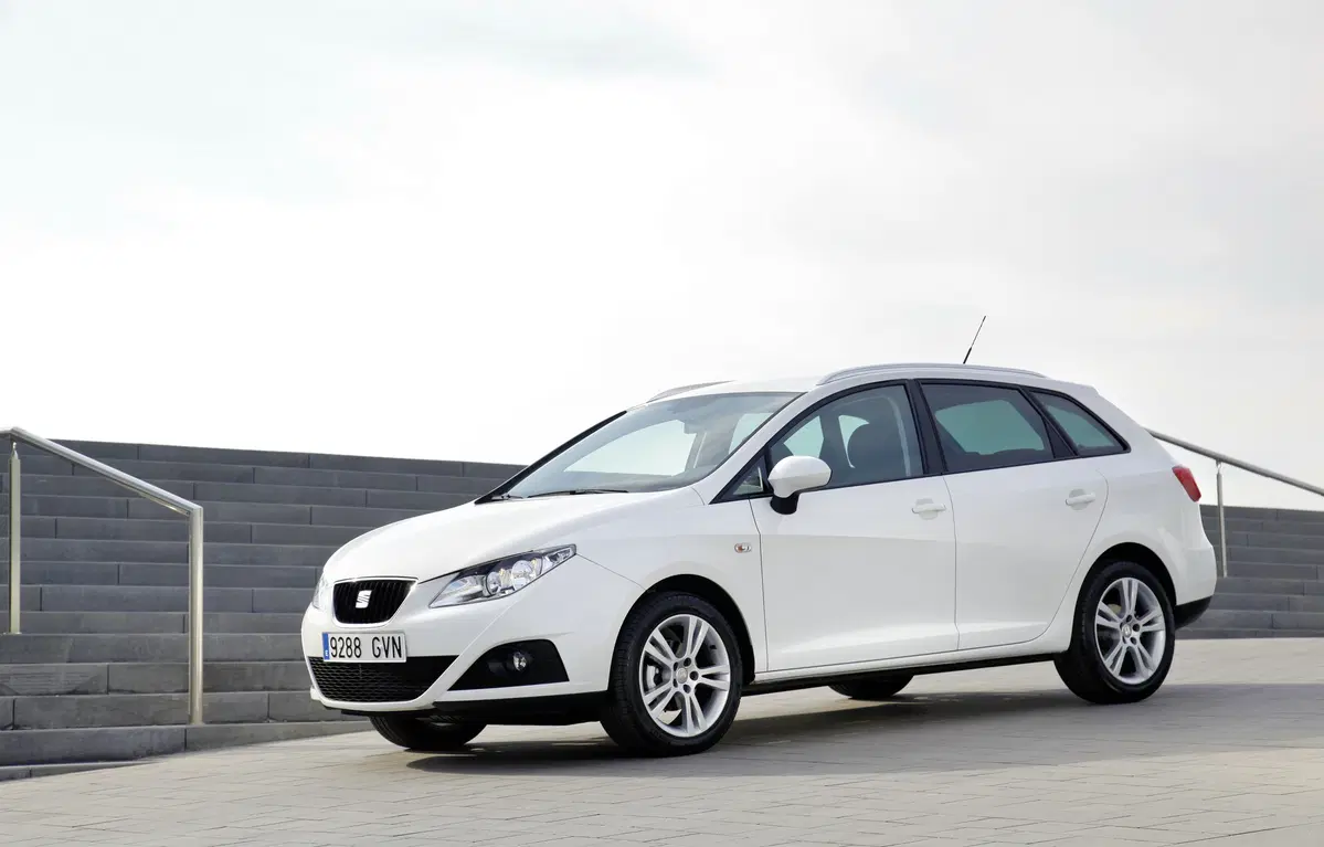 SEAT Ibiza ST (2010-17) (18)