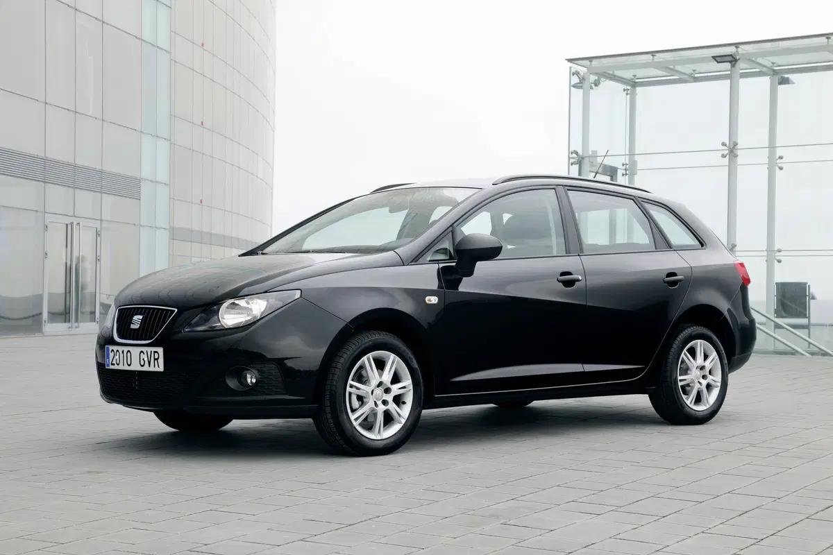 SEAT Ibiza ST (2010-17) (23)