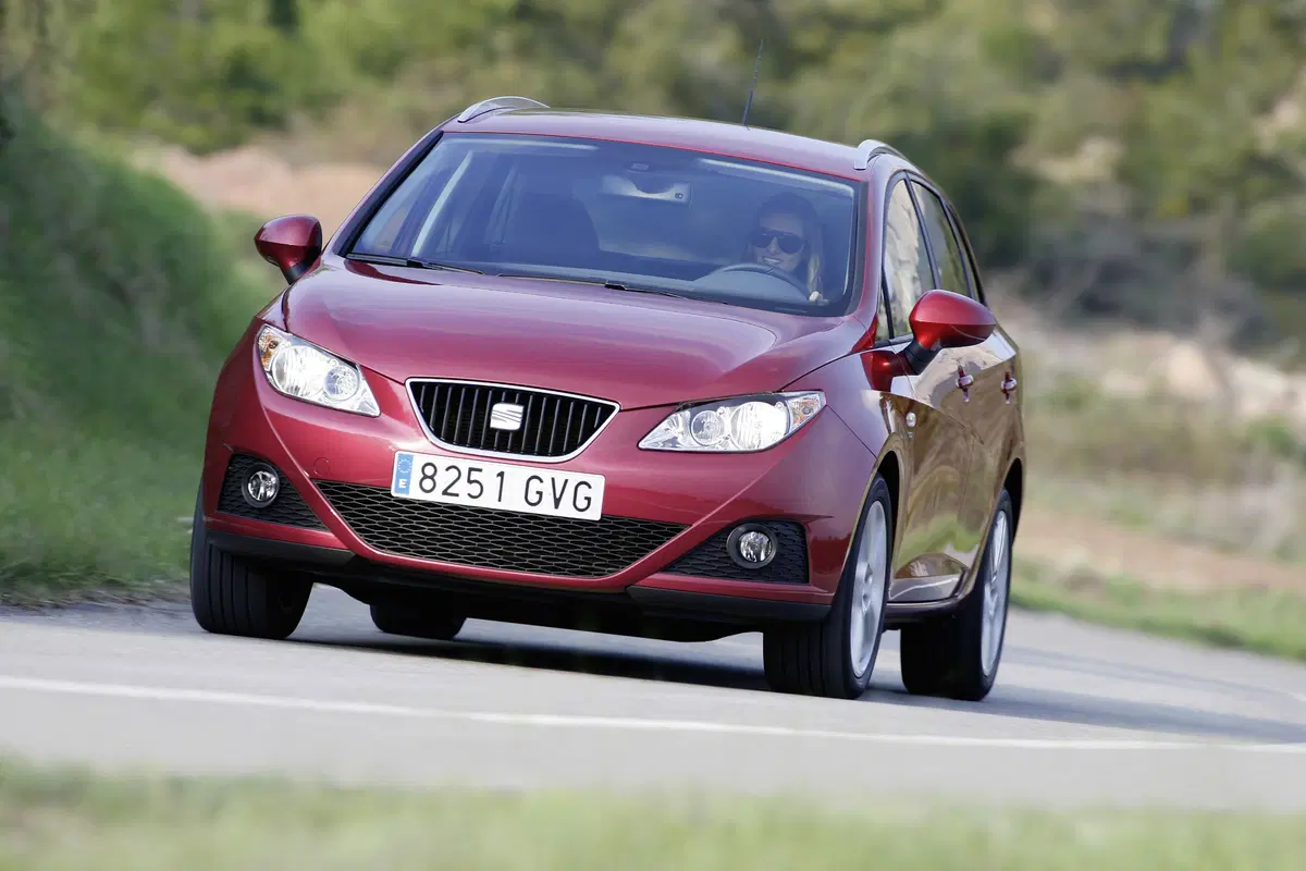 SEAT Ibiza ST (2010-17) (26)