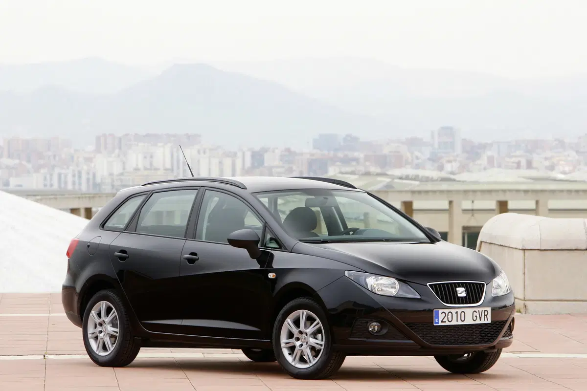 SEAT Ibiza ST (2010-17) (27)