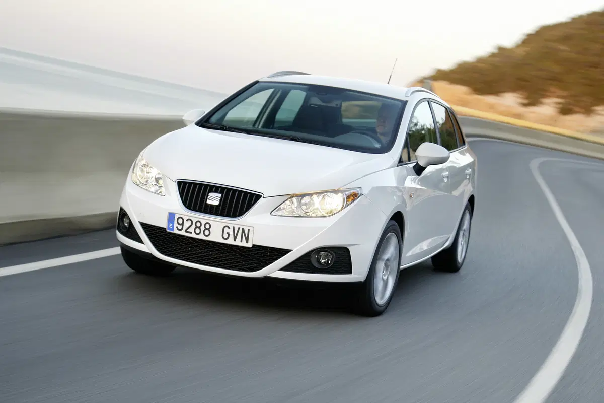SEAT Ibiza ST (2010-17) (30)