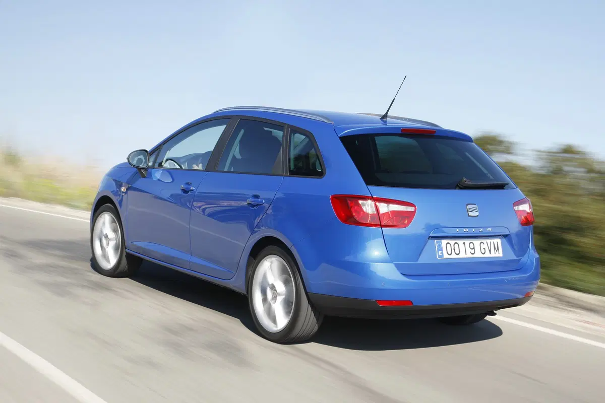 SEAT Ibiza ST (2010-17) (33)