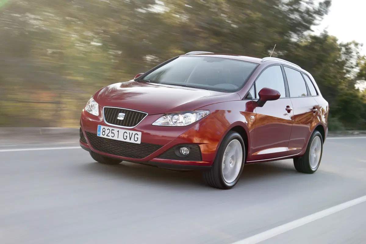SEAT Ibiza ST (2010-17) (34)