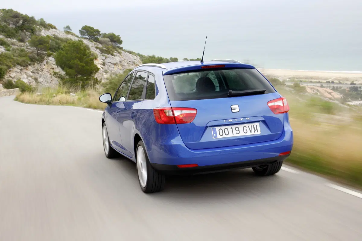 SEAT Ibiza ST (2010-17) (35)