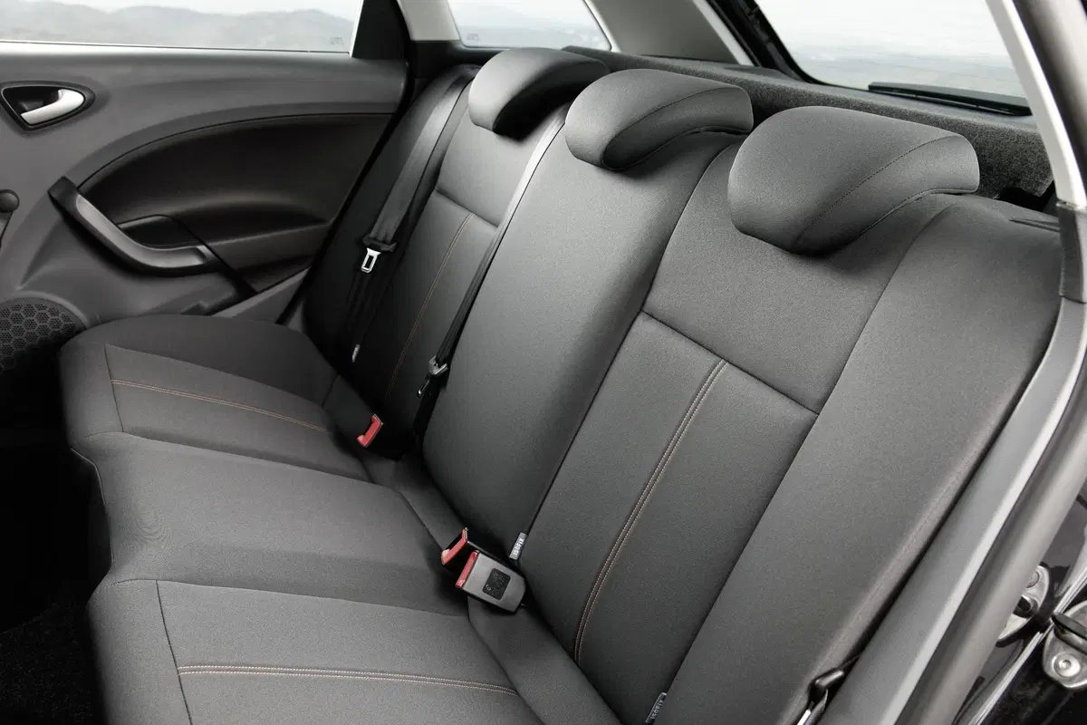 SEAT Ibiza ST (2010-17) (39)