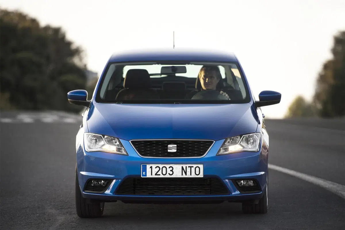 SEAT Toledo (2012-15) (2)