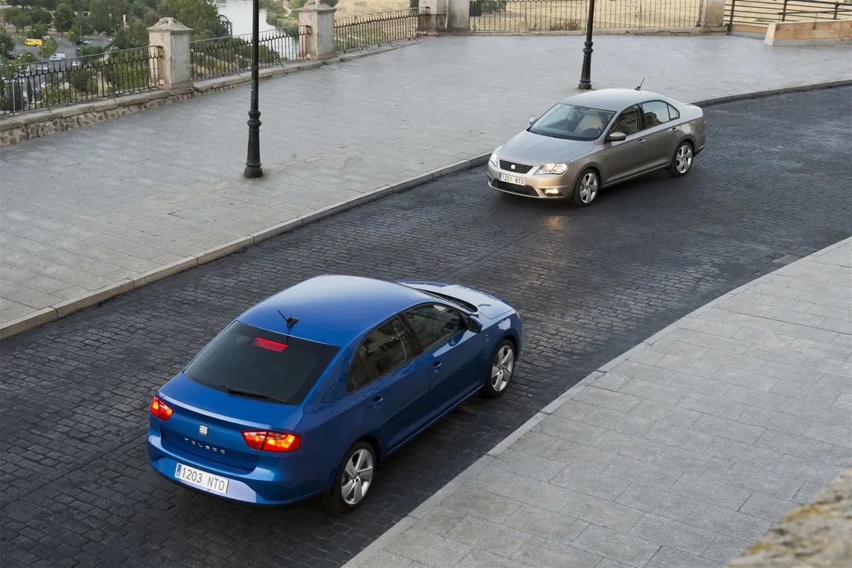 SEAT Toledo (2012-15) (38)
