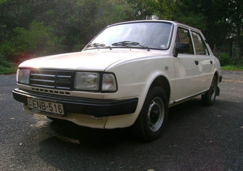 Skoda 120 (1984-91) (3)