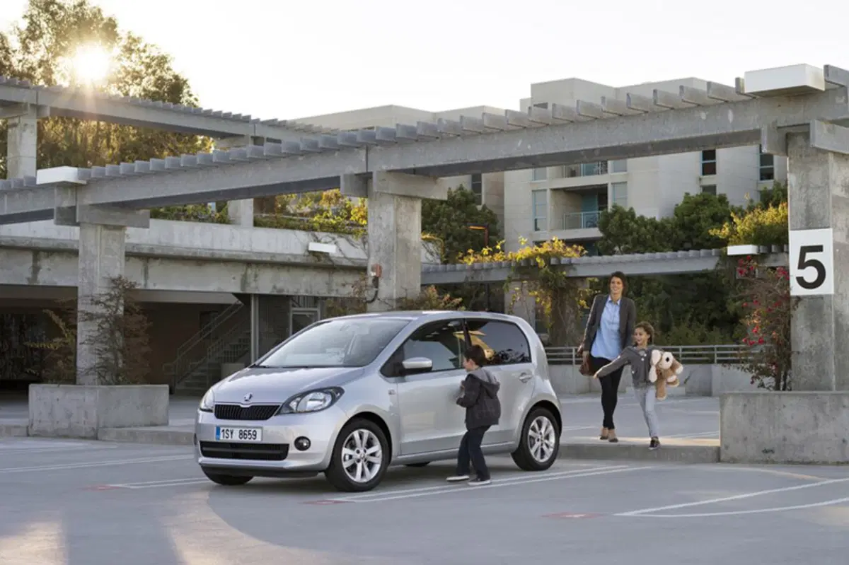 Skoda Citigo 75 CV ASG 3 porte Design Edition (7)