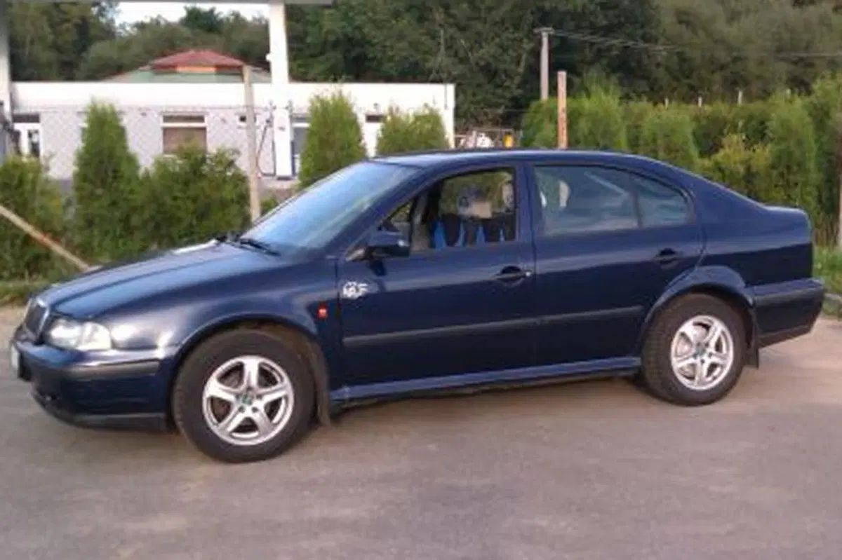 Skoda Octavia (1997-04) (4)