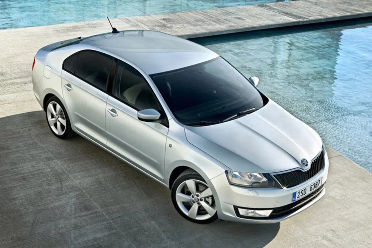 Skoda Rapid (2012-14) (4)