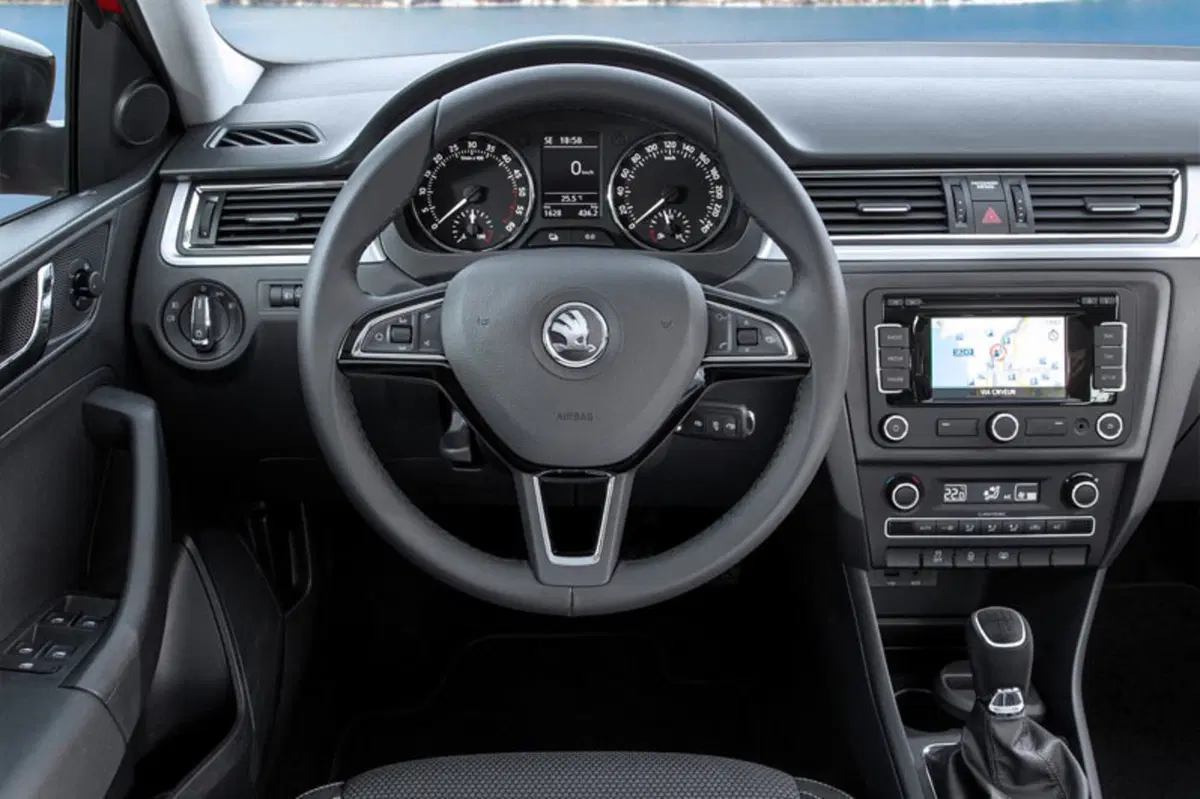 Skoda Rapid Spaceback (2013-19) (7)