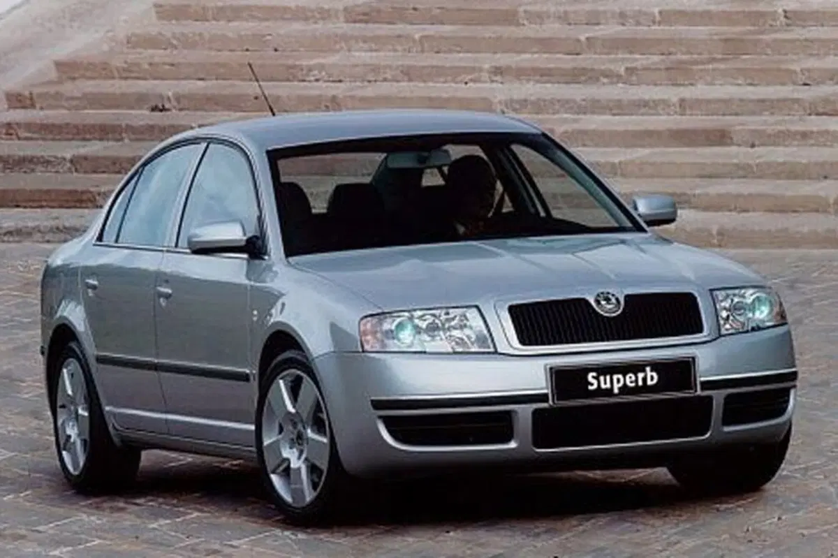 Skoda Superb V6 TDI/163CV Elegance Edition 100