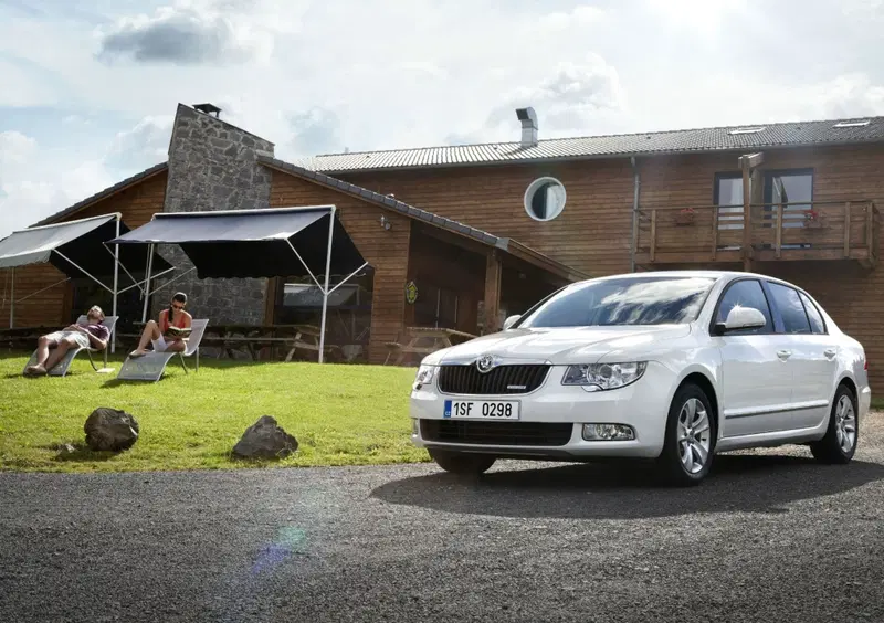 Skoda Superb (2008-15) (9)