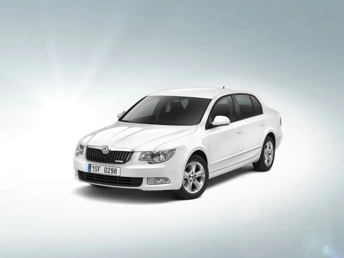 Skoda Superb (2008-15) (11)