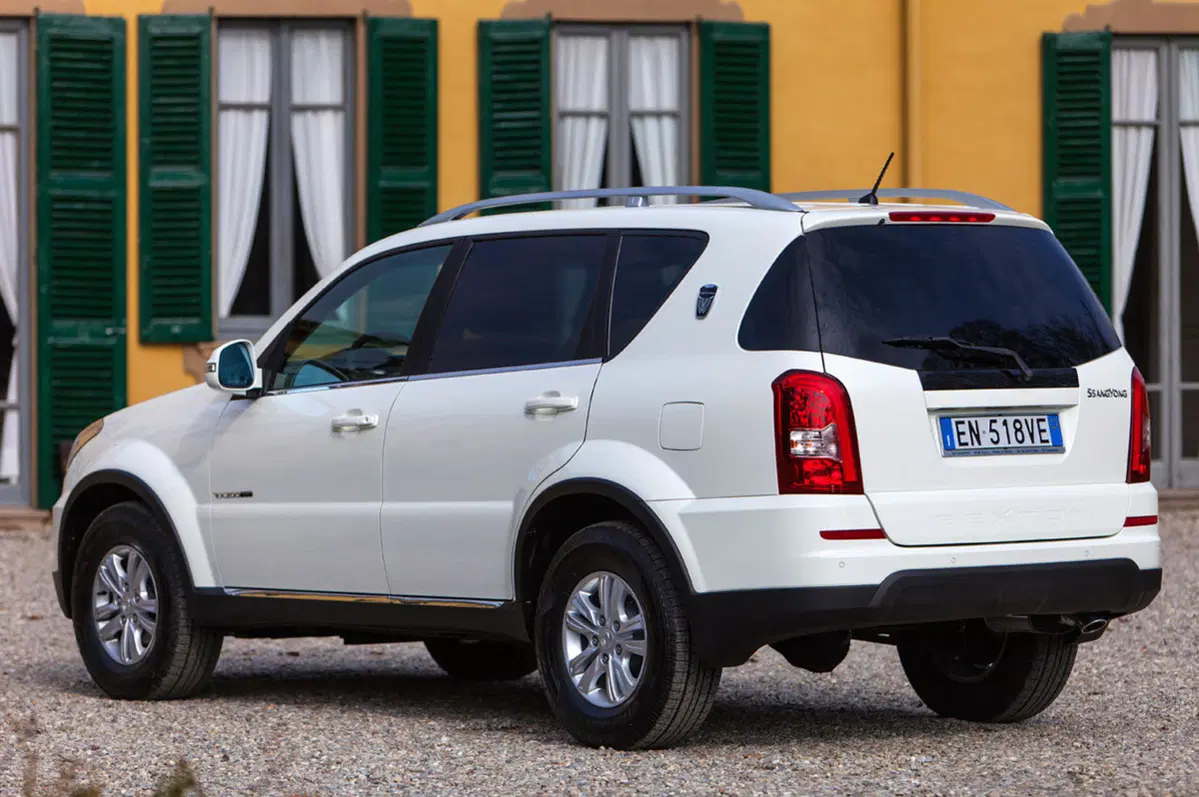 Ssangyong Rexton W (2013-17) (9)