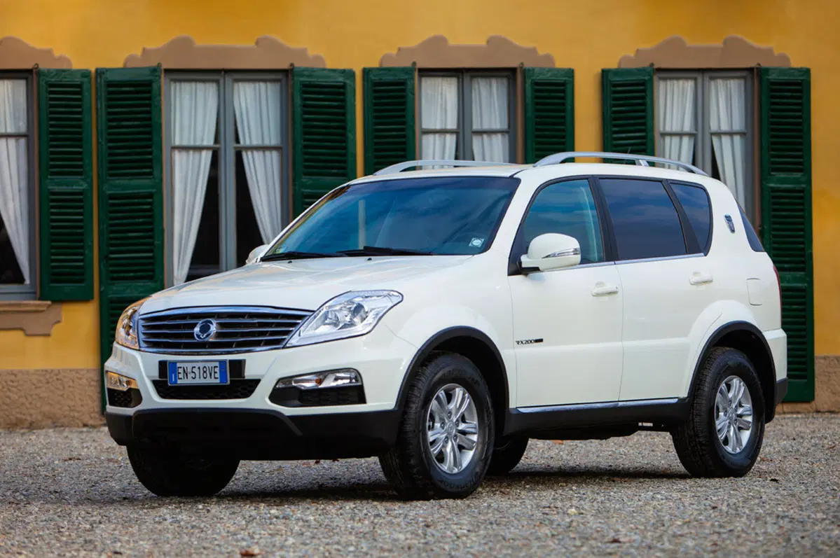Ssangyong Rexton W (2013-17) (10)