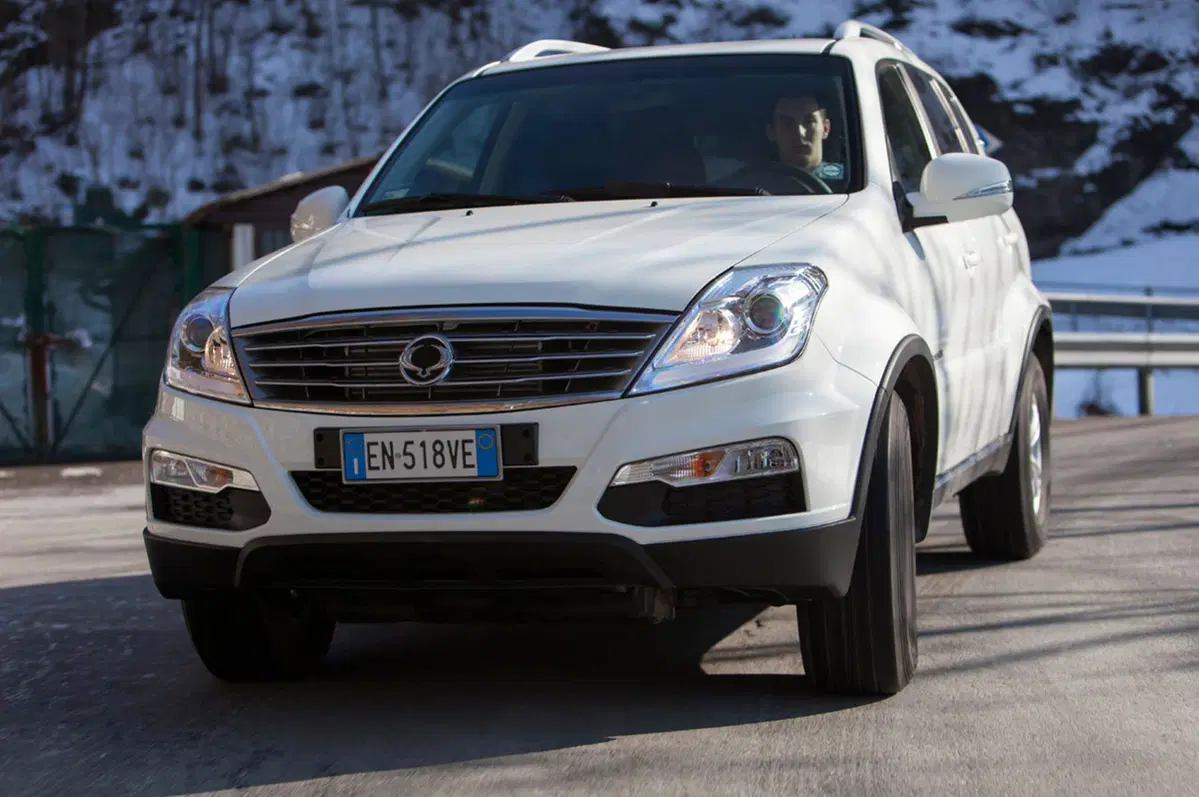 Ssangyong Rexton W (2013-17) (17)
