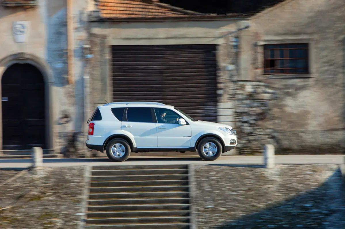 Ssangyong Rexton W (2013-17) (20)