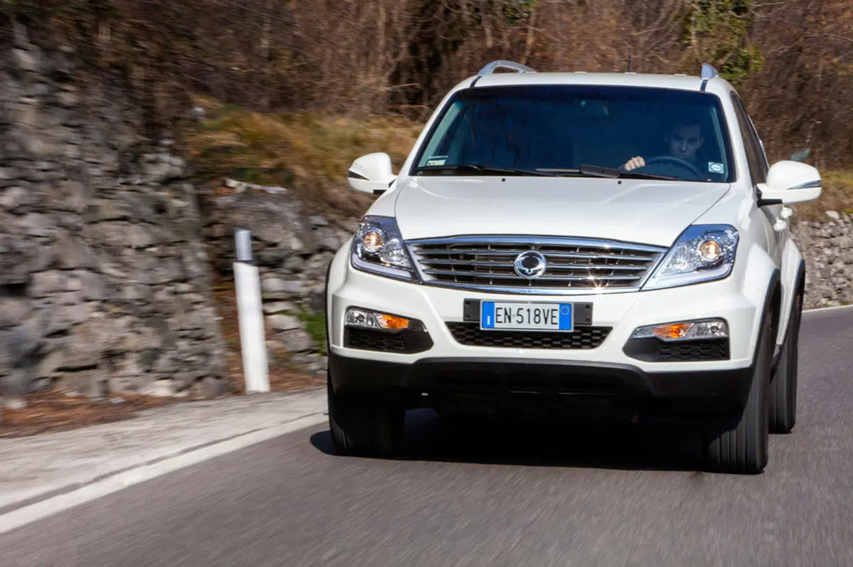 Ssangyong Rexton W (2013-17) (21)
