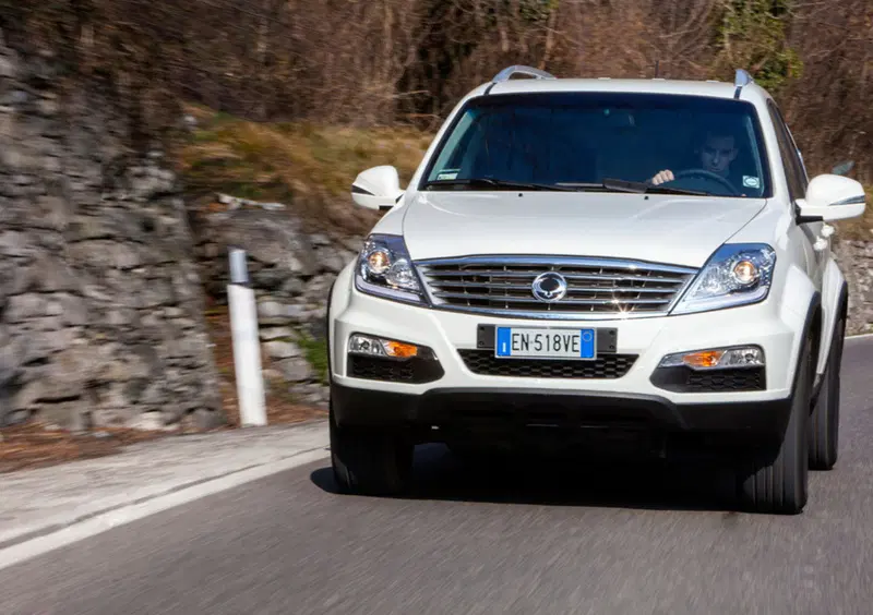 Ssangyong Rexton W (2013-17) (21)