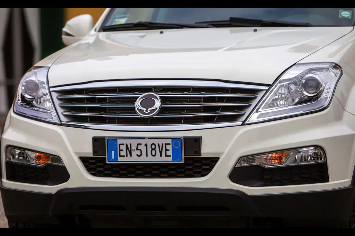 Ssangyong Rexton W (2013-17) (33)