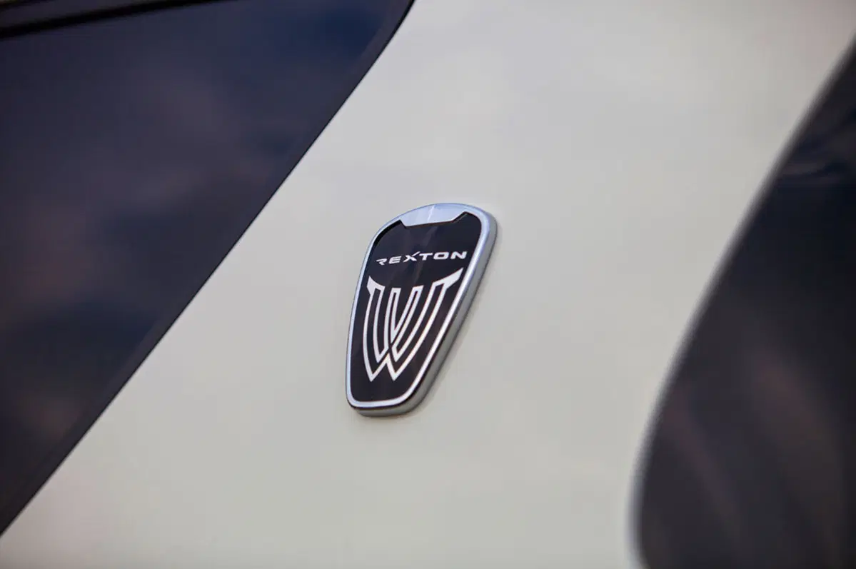 Ssangyong Rexton W (2013-17) (37)