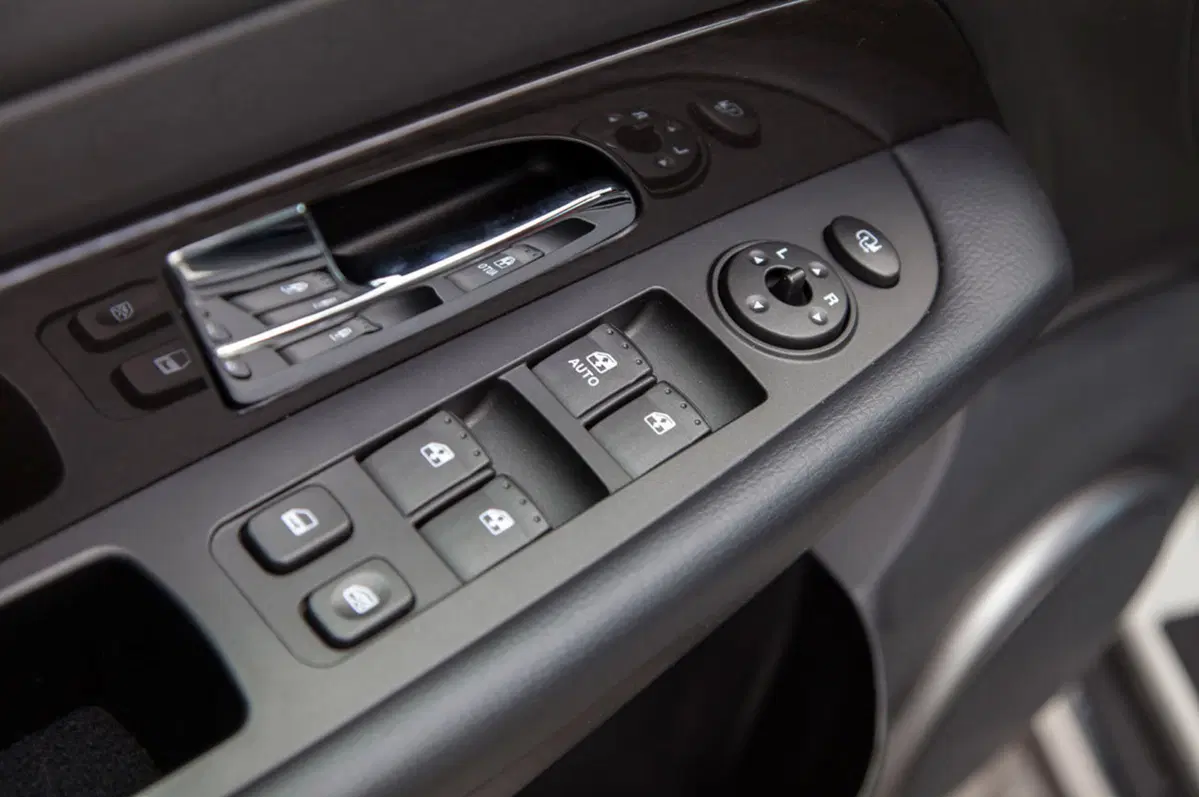 Ssangyong Rexton W (2013-17) (53)