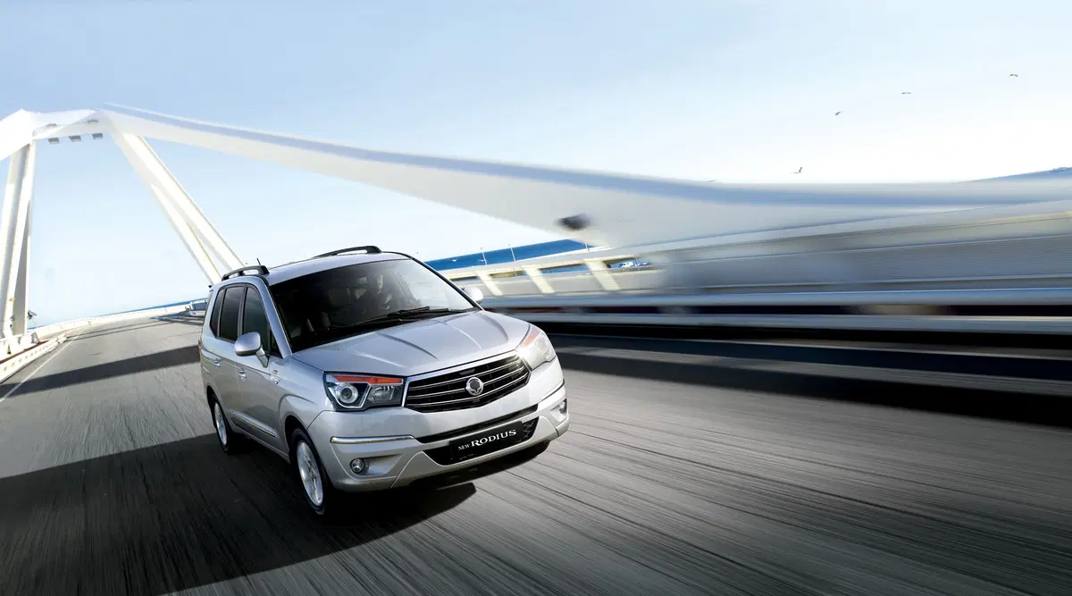 Ssangyong Rodius (2013-19)