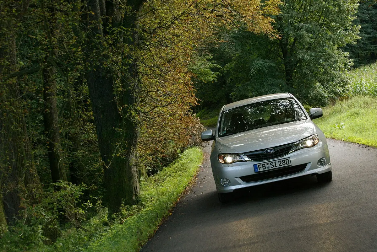 Subaru Impreza XV 2.0R Trend (6)