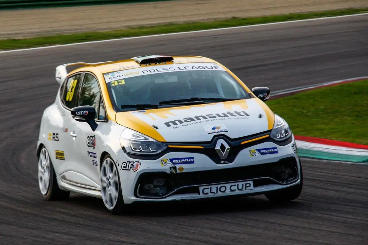 Renault Clio Cup 2017: che gara ad Imola per #Masterpilot  (10)