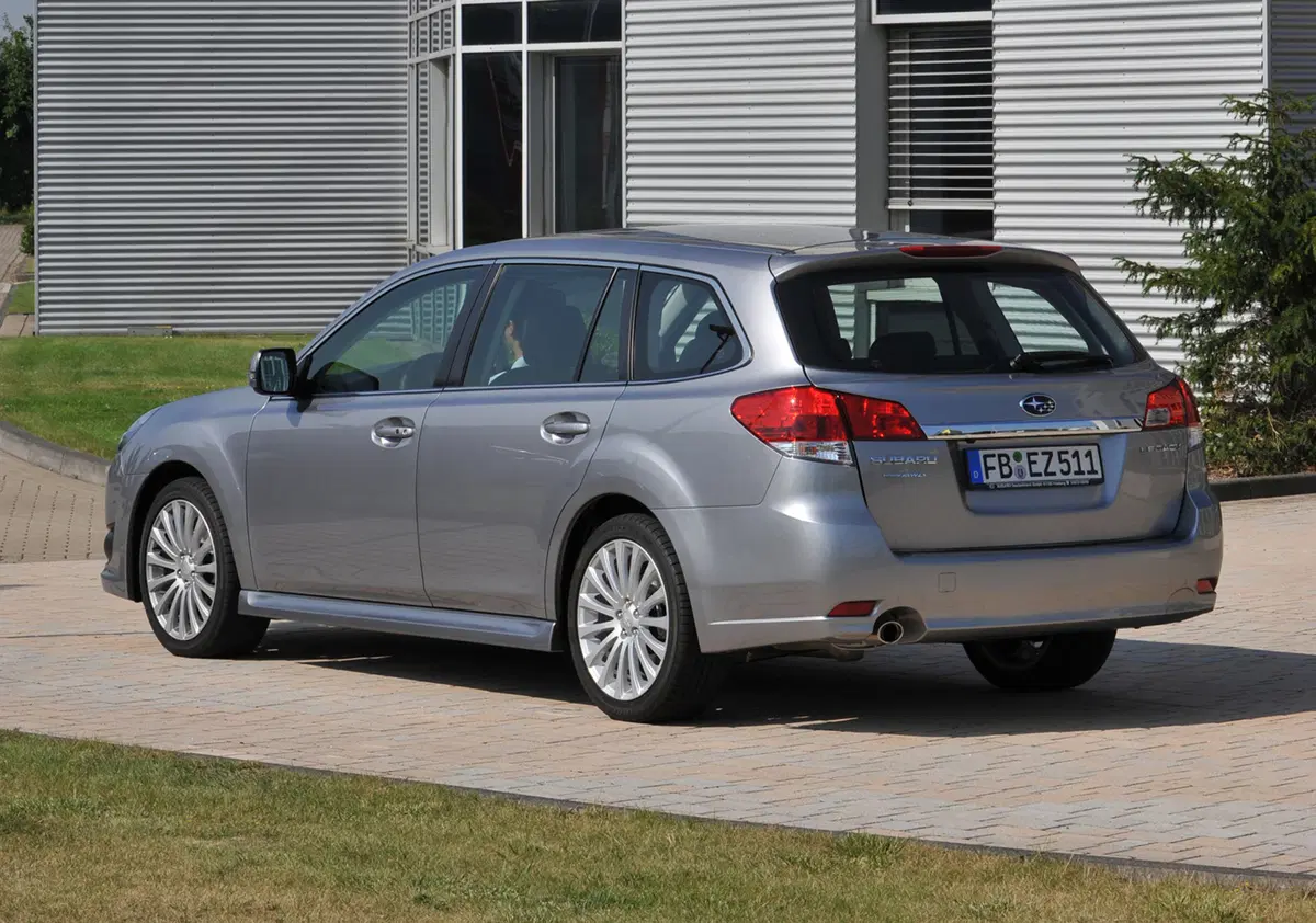 Subaru Legacy Station Wagon 2.0D SW Sport VC (6)