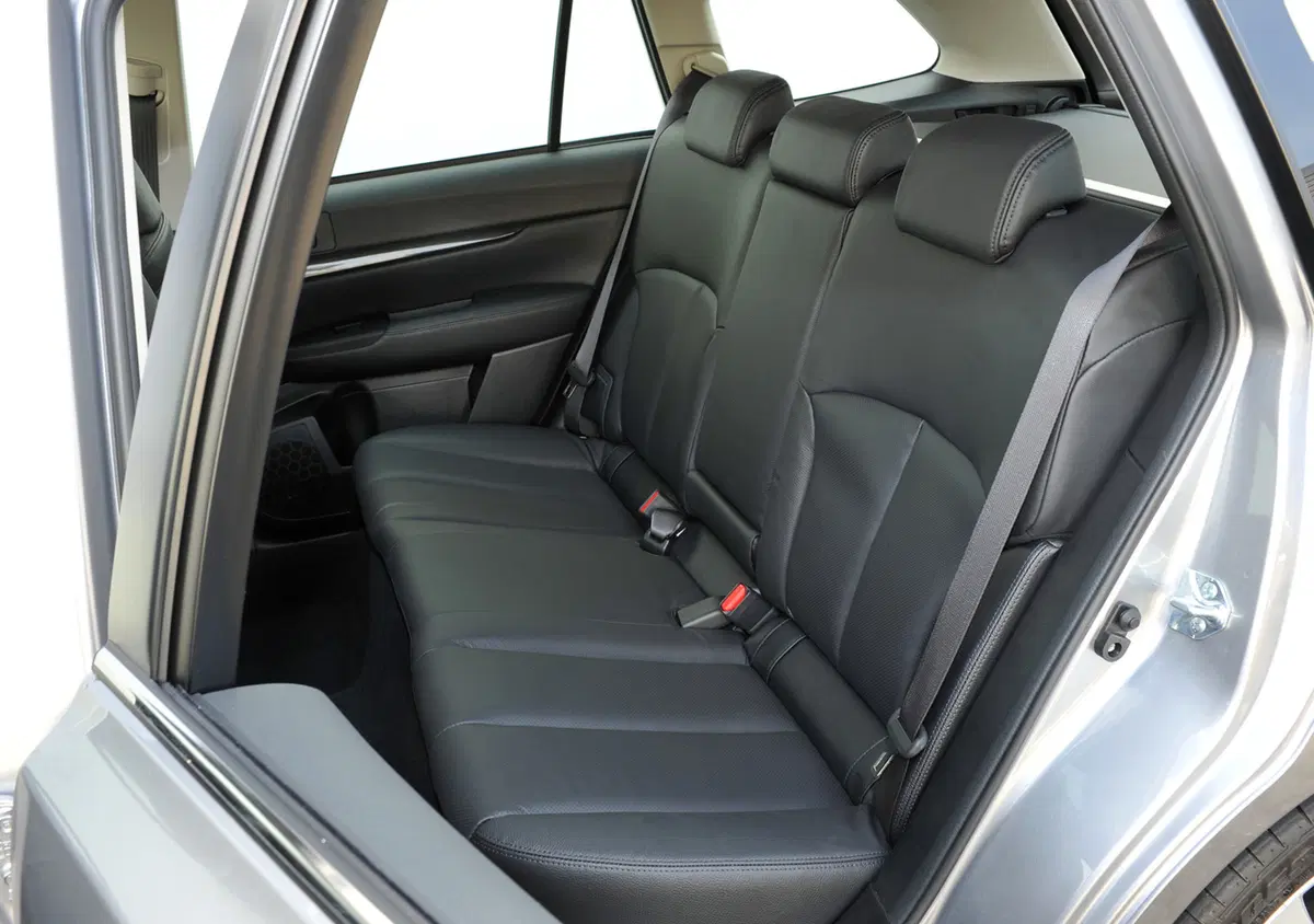 Subaru Legacy Station Wagon 2.0D SW Sport VC (11)