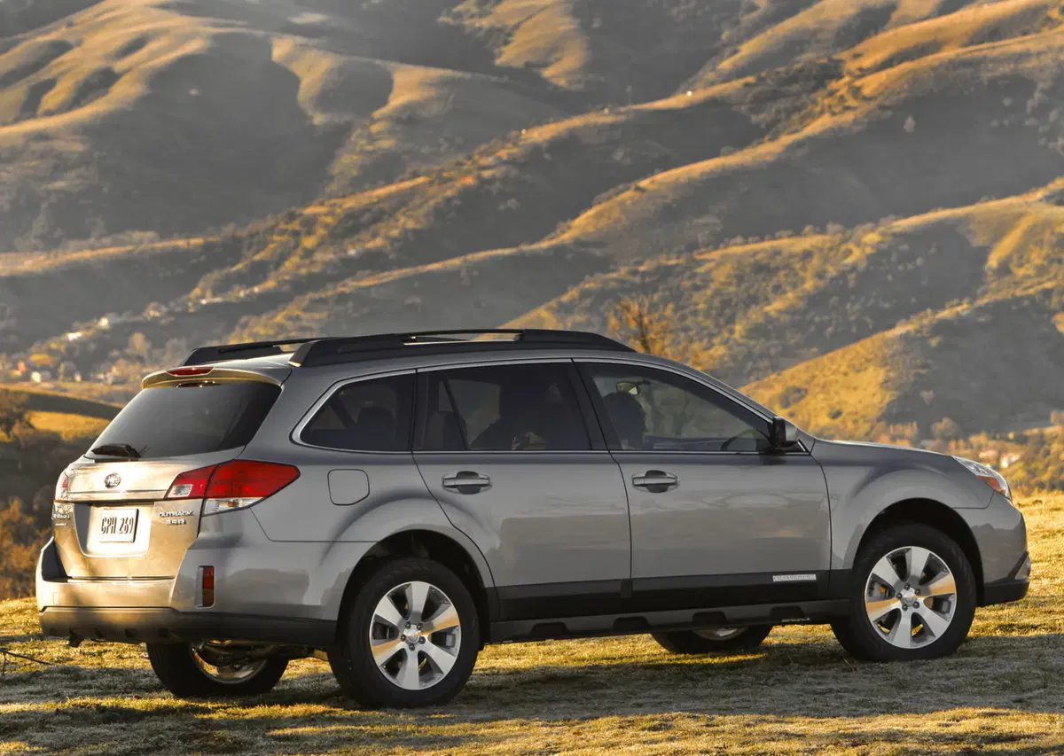 Subaru Outback 2.0D VC (5)