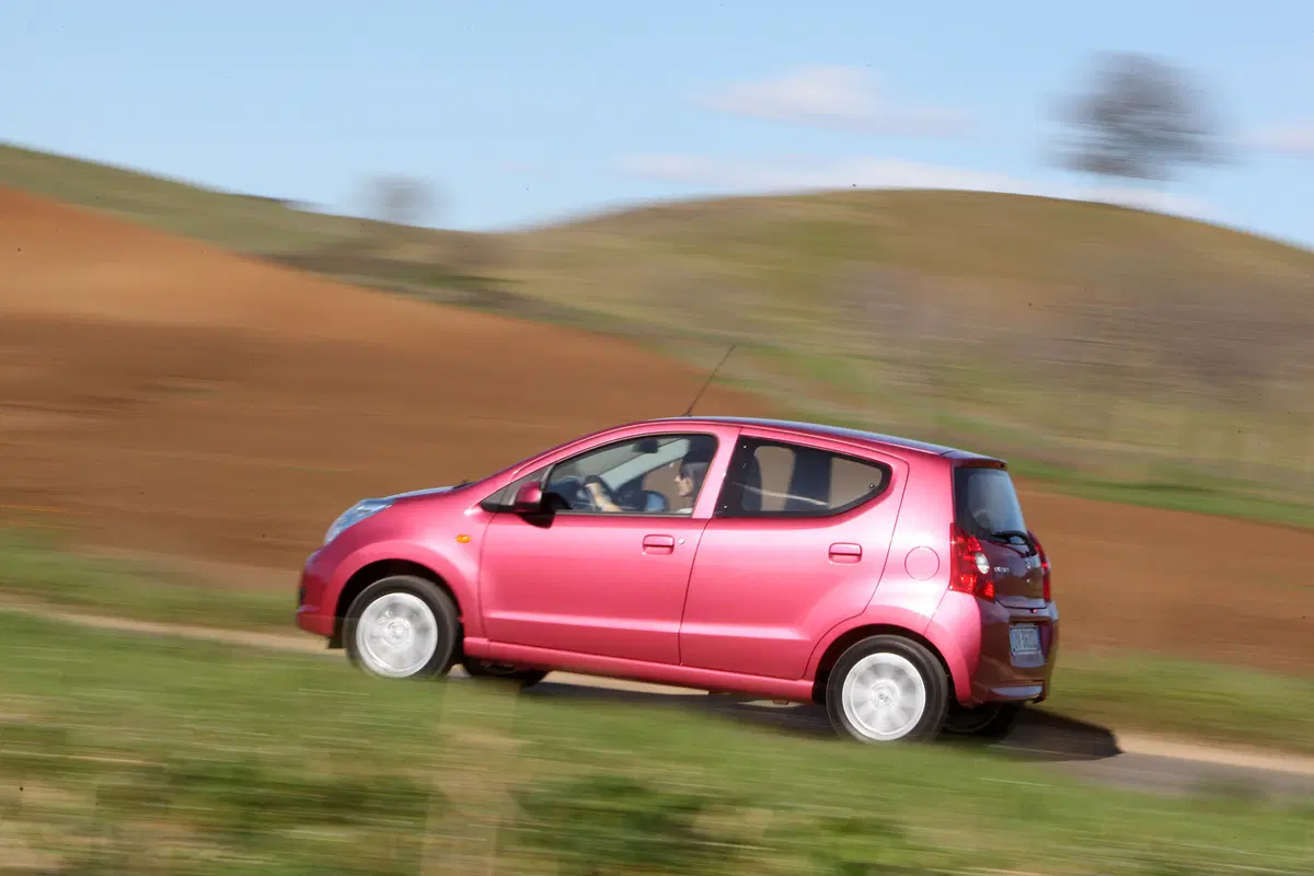 Suzuki Alto 1.0 VVT L (5)
