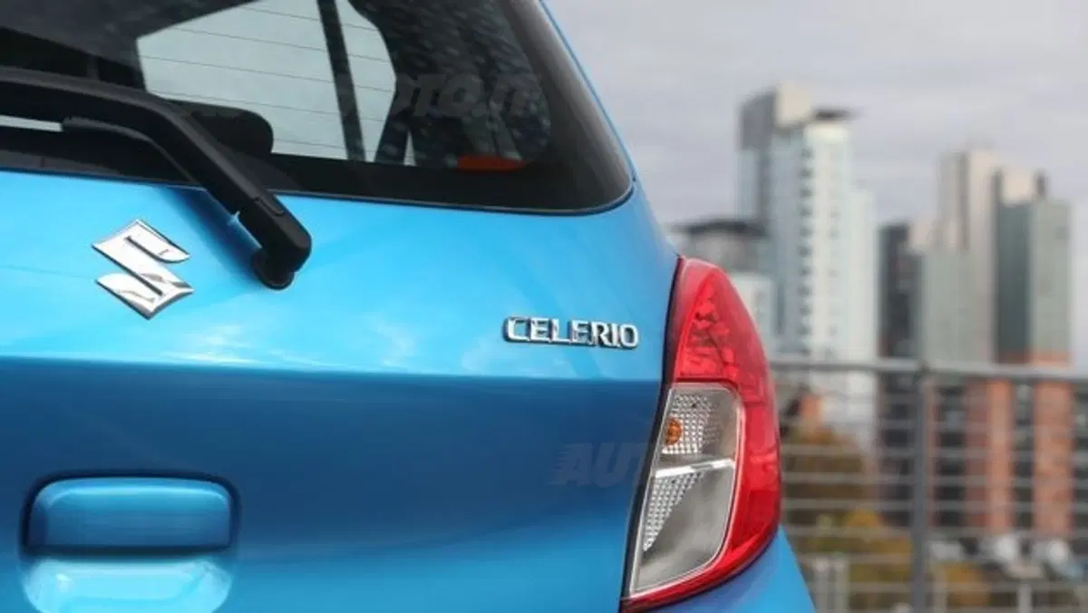 Suzuki Celerio 1.0 AGS Style (25)