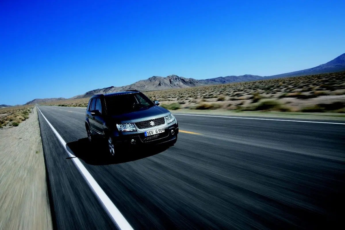 Suzuki Grand Vitara (2005-15) (6)