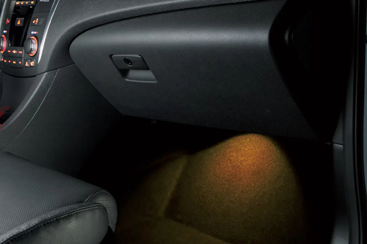 Suzuki Kizashi (2013-14) (15)